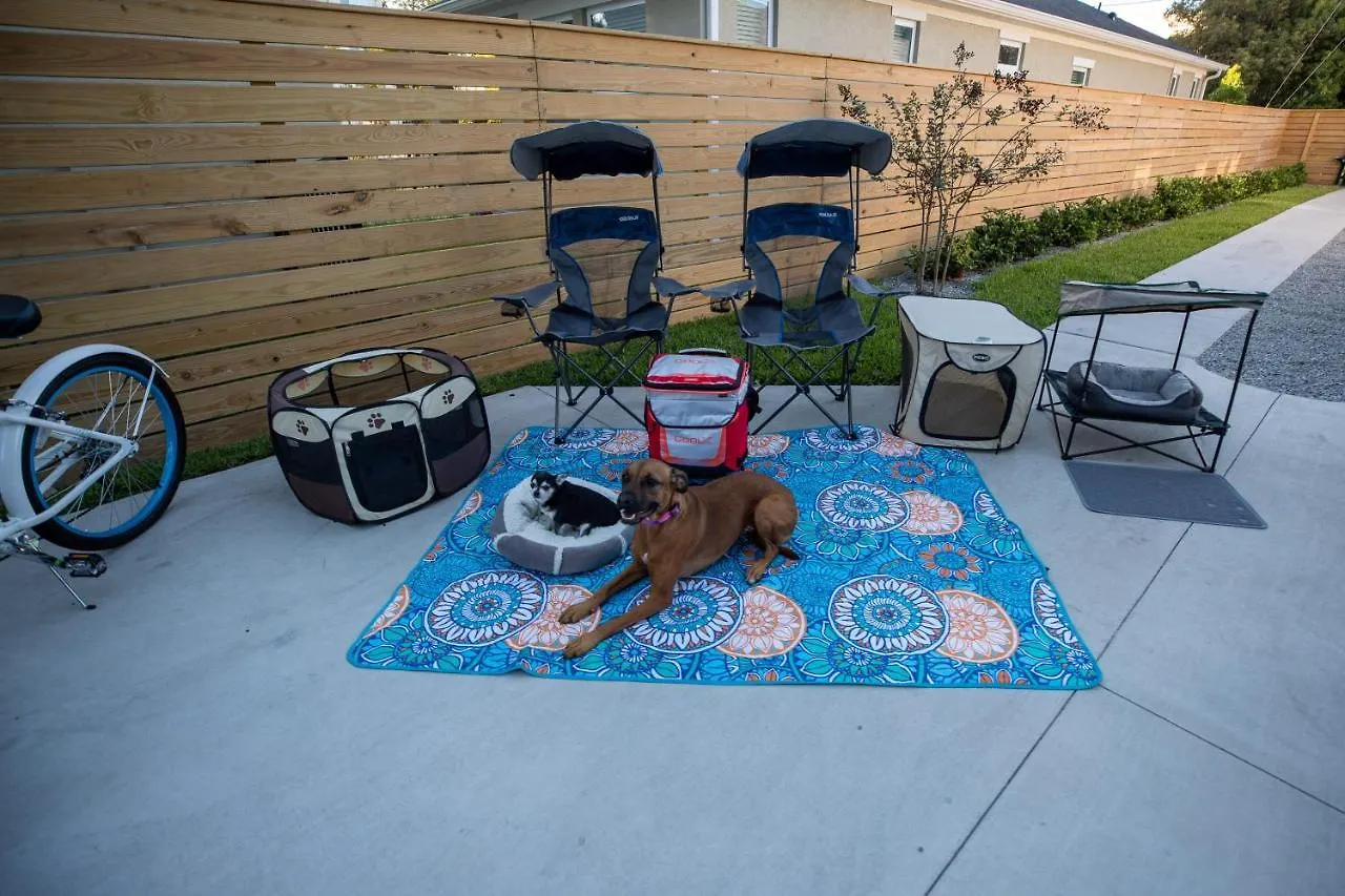Pet Friendly Modern Zen Studio Retreat With Hot Tub! Home Orlando 0*,