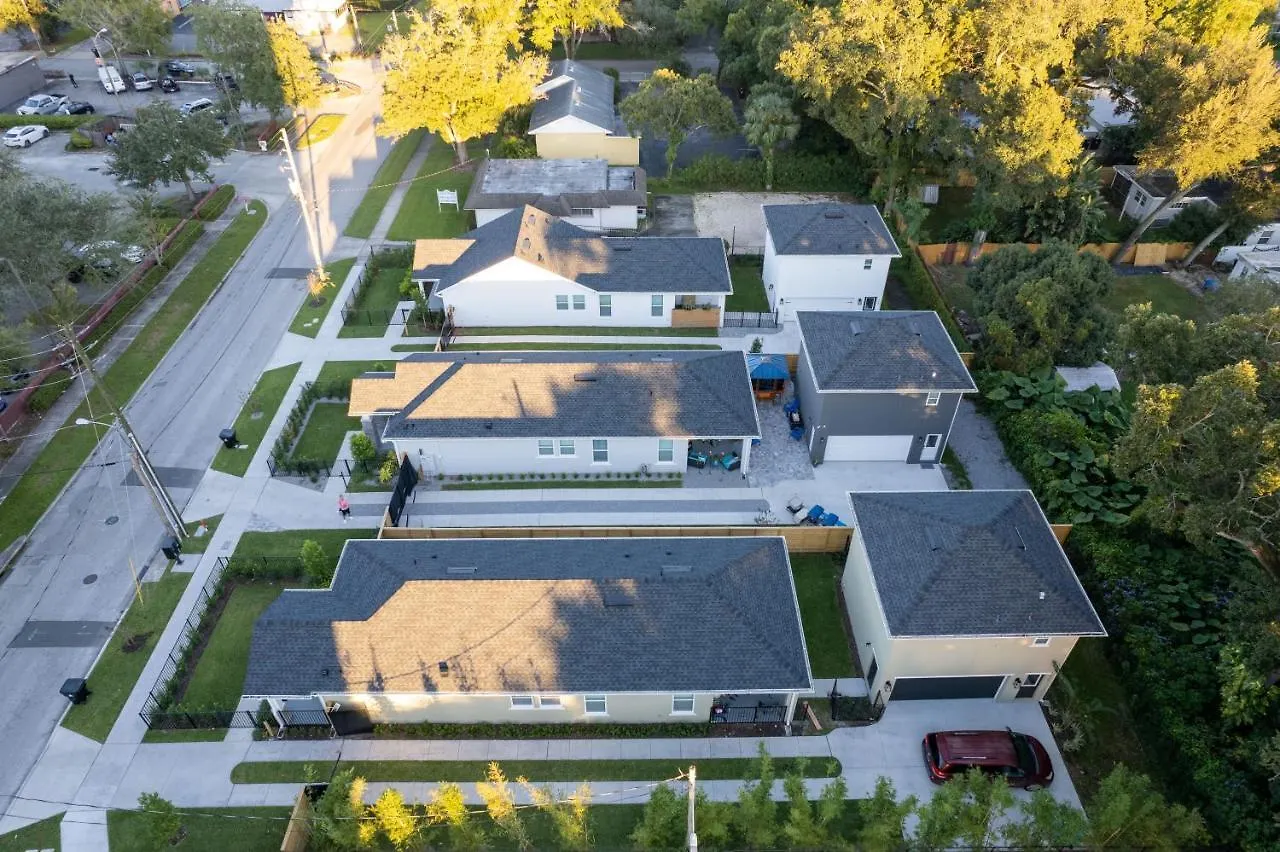 Pet Friendly Modern Zen Studio Retreat With Hot Tub! Home Orlando United States